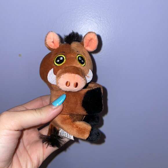 NEW Disney's Cutie Cuff - Series 3 Collection - Pumba from The Lion King Movies - Picture 2 of 7
